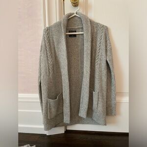 Abercrombie & Fitch Sweater